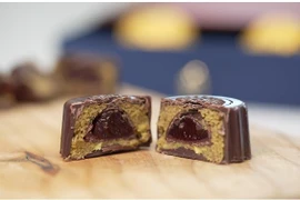 Gần 2 triệu đồng một hộp bánh trung thu nhân "socola Dubai" độc lạ