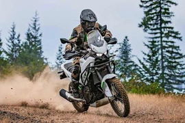Kawasaki KLE500 từ 166 triệu đồng tại Thái Lan, sắp về Việt Nam