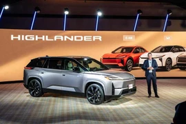 Cận cảnh Toyota Highlander 2027 khoảng 50.000 USD, có bản thuần điện