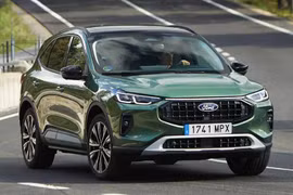 Ford Escape 2026 ra mắt, nâng cấp hệ thống lái tự động BlueCruise