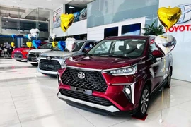 Thị trường ôtô Việt tràn ngập ưu đãi, giảm giá trước Tết Nguyên đán