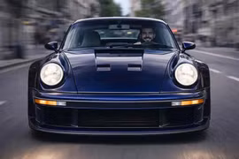 Singer ra mắt “Sorcerer” - Porsche 911 cổ điển mạnh tới hơn 700 mã lực