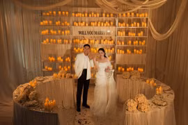 Ảnh cưới của tiền vệ đội tuyển Việt Nam và cô chủ tiệm vàng