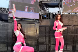 Karty Chang hóa 'Siêu Nhân Hồng' tham dự đại nhạc hội Waterbomb