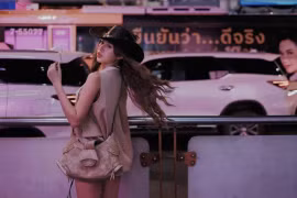 Việt Phương Thoa hóa thân thành cao bồi, gây sốt với visual cuốn hút