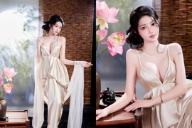 Hot girl 'tên lạ' Trần Bích Triều Tiên trình làng bộ ảnh bên hoa sen