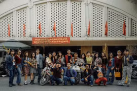 Tết này, giới trẻ rủ nhau "hóa thân" thành ông bà, tái hiện nét đẹp xưa cũ