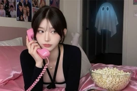 Nét đẹp 'nàng thơ' của hot girl Hàn Quốc Soyul gây sốt cộng đồng mạng