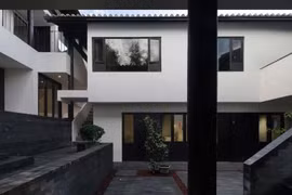 Con trai chi 18 tỷ xây biệt thự tặng bố mẹ dưỡng già