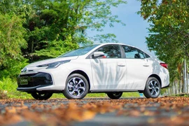 Toyota Vios tiếp tục giữ vững "ngôi vua sedan hạng B" năm 2025