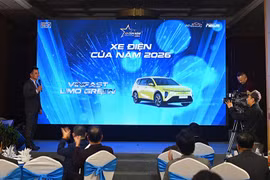 Danh hiệu Xe Của Năm 2026 - VinFast Limo Green giành cú "ăn 3" 