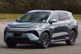 BYD Sealion 8 ra mắt - SUV PHEV 3 hàng ghế giá từ 1 tỷ đồng