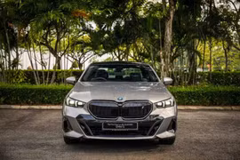 BMW i5 2026 lắp ráp Đông Nam Á, rẻ hơn xe nhập 180 triệu đồng