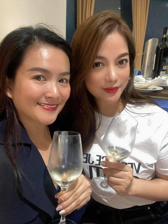 Trương Ngọc Ánh lộ “vai u thịt bắp”, gương mặt mũm mĩm - Hình 4 Truong Ngoc Anh lo “vai u thit bap”, guong mat mum mim-Hinh-4