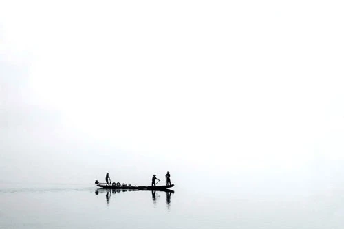 Việt Nam cực lạ qua những bức ảnh tối giản