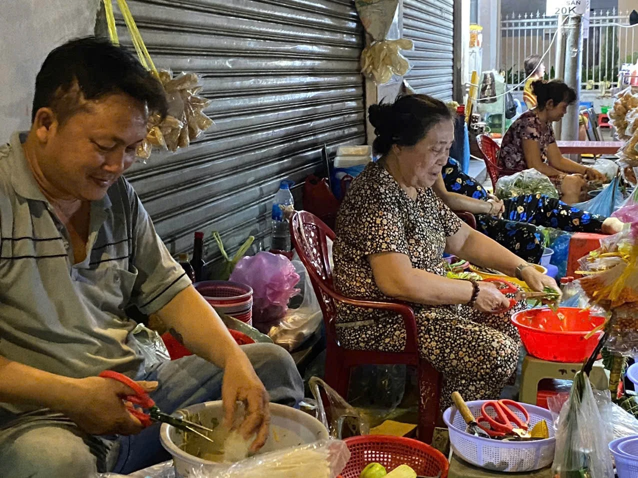 Gợi ý quán ăn vặt đêm tại TP HCM khiến du khách quên lối về