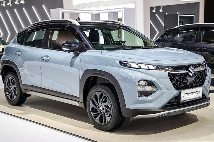 Tại Indonesia, Fronx có giá dao động từ 259 - 321,9 triệu rupiah (tương đương 415 - 515 triệu đồng). Nếu mức giá tại Việt Nam không chênh lệch quá nhiều, mẫu xe này hoàn toàn có thể cạnh tranh với các đối thủ cùng phân khúc SUV cỡ nhỏ hiện đang "làm mưa làm gió".