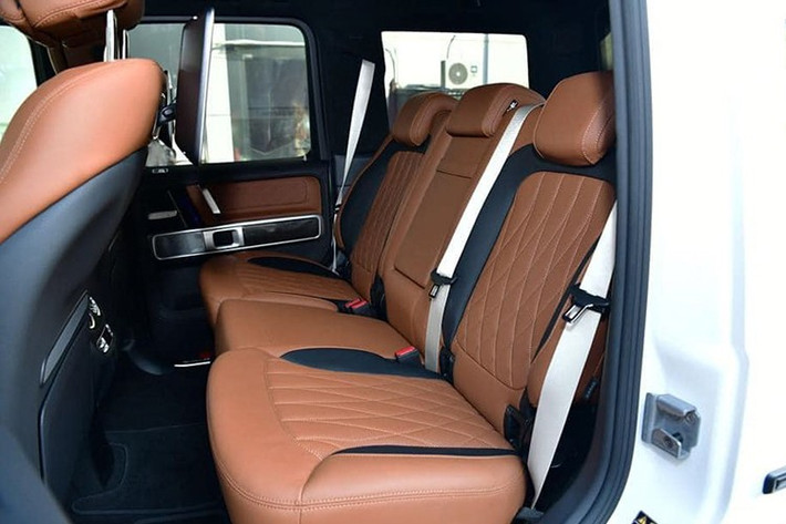 Không riêng Mercedes-Benz, nhiều thương hiệu xe sang khác tại Việt Nam cũng triển khai ưu đãi lớn để kích cầu trong bối cảnh tiêu thụ chậm.
