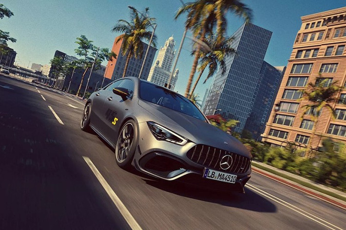 Mercedes-Benz đã giới thiệu CLA thế hệ mới và hiện công ty đang chuẩn bị "khai tử" mọi phiên bản thuộc đời cũ. Là một phần của nỗ lực này, hãng đã giới thiệu bản thể thao đặc biệt cuối cùng Mercedes-Benz CLA 45 S Final Edition.