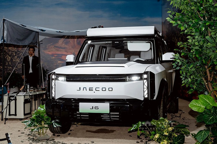 Ngoài Omoda C7, có khả năng Omoda & Jaecoo sẽ đưa thêm mẫu Jeacoo J6 - đàn em của J7 vào thị trường Việt trong khoảng cuối năm 2025.