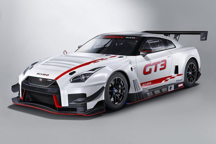 Có nhiều tin đồn và suy đoán về tương lai của GT-R trong nhiều năm. Với gần hai thập kỷ trên thị trường, chiếc xe không tránh khỏi việc trở nên “lỗi thời” trong mắt nhiều người đam mê. Dù có nhiều nâng cấp, GT-R nằm trong phân khúc cạnh tranh gắt gao bởi những mẫu xe mới vượt trội hơn những gì đã có.