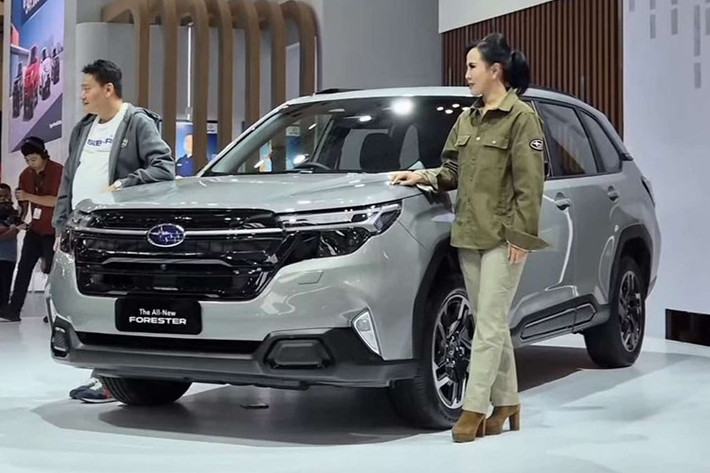 Subaru đã chính thức giới thiệu mẫu xe SUV Forester thế hệ thứ 6 tại triển lãm Indonesia, đánh dấu lần đầu tiên mẫu SUV này xuất hiện tại khu vực Đông Nam Á trước khi cập bến các thị trường lân cận, trong đó có cả Việt Nam vào cuối năm 2025.