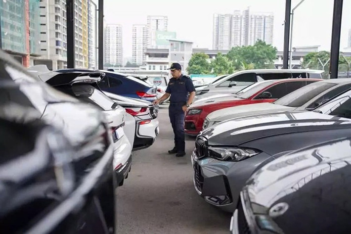 Ông cũng chia sẻ "Một số cá nhân có thể cho rằng việc sử dụng không thường xuyên sẽ giúp họ không phải gia hạn thuế đường bộ và bảo hiểm, nhưng đây rõ ràng là hành vi vi phạm pháp luật".