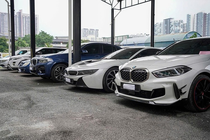 Một chiếc Rolls-Royce Cullinan trị giá 3 triệu RM, thuộc sở hữu của một doanh nhân địa phương nổi tiếng, nằm trong số 53 chiếc xe sang trọng và độc đáo bị RTD tịch thu.