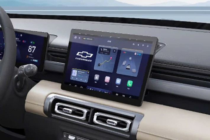 Hiện hãng Chevrolet chưa công bố nhiều thông tin liên quan đến trang bị của Chevrolet Spark EUV ở thị trường Brazil. Xe được kỳ vọng sẽ kế thừa hệ thống hỗ trợ lái nâng cao (ADAS) của Baojun Yep Plus do chính nhà sản xuất máy bay không người lái DJI phát triển.