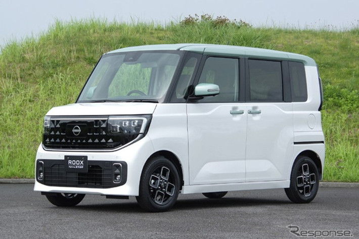 Hãng xe Nissan vừa tung ra thế hệ mới của mẫu xe kei car có tên Roox 2025 ở thị trường Nhật Bản. Ở thế hệ mới, xe sở hữu một vài thay đổi về kiểu dáng đồng thời có thêm nhiều trang bị về công nghệ và an toàn hơn.