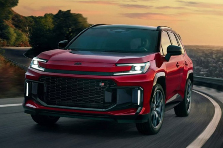 Tuy Toyota chưa công bố khả năng tăng tốc chính thức, nhưng với sức mạnh như vậy, RAV4 GR Sport chắc chắn sẽ vượt xa kỳ vọng của một chiếc SUV cỡ nhỏ về hiệu năng vận hành. Hiện mức giá xe Toyota RAV4 GR Sport 2026 vẫn chưa công bố chính thức.