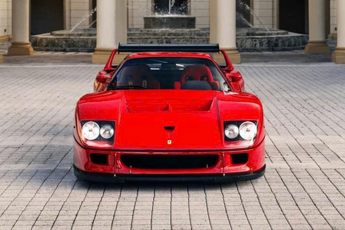 Nếu bạn thích Ferrari ồn ào, hiếm có, và đủ nhanh để vượt qua mọi lý trí, đây chính là chiếc xe Ferrari F40 hàng hiếm mà bạn không thể bỏ qua.