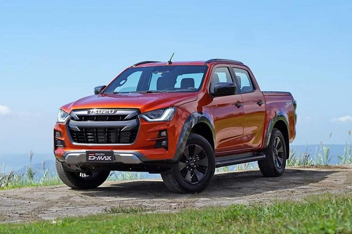 Isuzu D-Max Isuzu hiện chỉ có 2 mẫu xe du lịch ở Việt Nam là mu-X và D-Max. Cả hai mẫu xe này đều lọt vào top 10 ô tô bán kém nhất thị trường trong tháng 6/2025. So với người anh em mu-X, Isuzu D-Max có doanh số cao hơn, đạt 31 chiếc. Tuy nhiên, so với tháng liền trước, doanh số của mẫu xe bán tải này giảm đến 57,9%. Nguyên nhân khiến Isuzu D-Max bán kém ở Việt Nam cũng tương tự với mu-X.