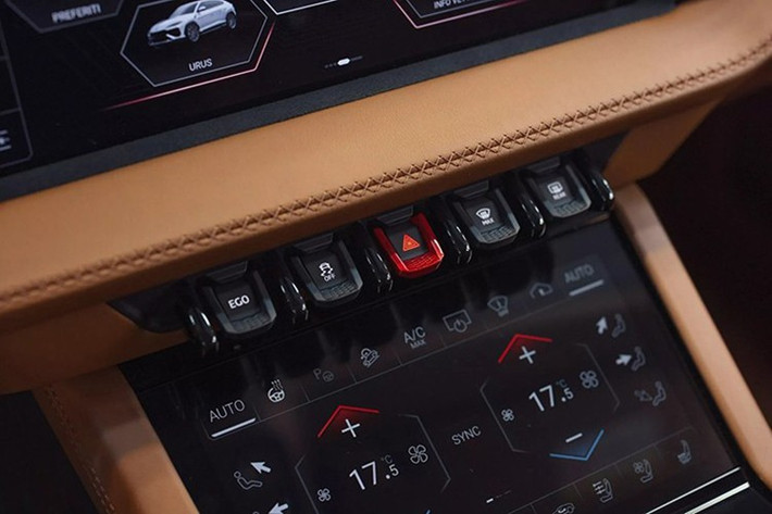 Nhưng chiêc Urus S này đã được các kỹ sư Ý đã tinh chỉnh nhằm giúp xe tạo ra công suất tối đa 657 mã lực tăng 16 mã lực so với bản tiêu chuẩn và y hệt Urus Performante. Mô-men xoắn cực đại 850 Nm.