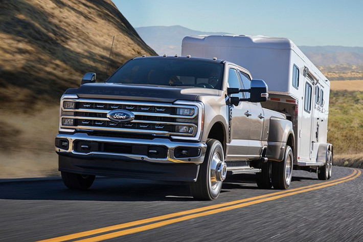 Ford cho biết họ đang thực hiện các biện pháp chấn chỉnh toàn diện và tăng cường kiểm tra dây chuyền để tránh tái diễn sự cố tương tự trong tương lai.