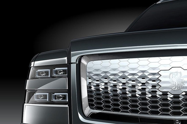 Cụ thể hơn, Toyota Century SUV được trang bị kính cửa sổ sau cũng như kính cửa sổ thứ ba có thể điều chỉnh độ mờ theo ba mức, bao gồm trong suốt, bán trong suốt và mờ đục hoàn toàn.