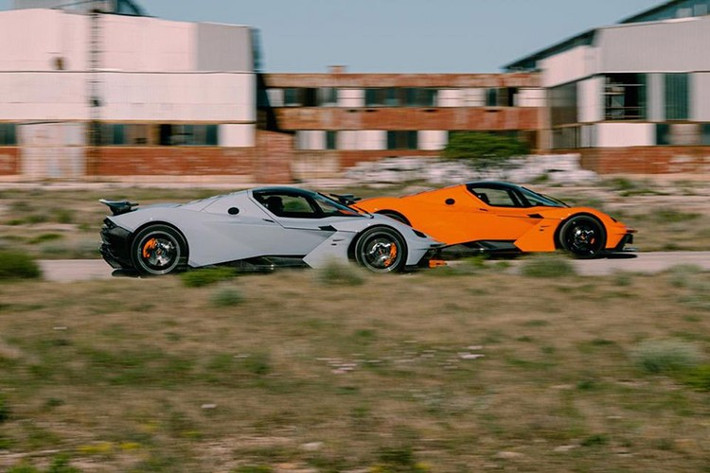 Việc KTM khai tử siêu xe X-Bow là động thái quan trọng sau một năm đầy biến động, đánh dấu bước chuyển lớn dưới quyền kiểm soát của tập đoàn Bajaj (Ấn Độ).