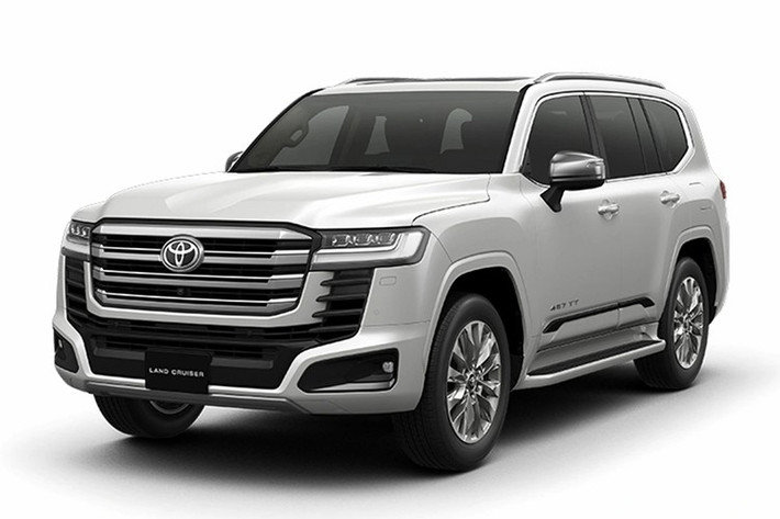Hiện mẫu xe SUV Toyota Land Cruiser Hybrid đã mở bán tại UAE, với giá khởi điểm 106.200 USD cho phiên bản VXR và 111.600 USD cho phiên bản GR-Sport.