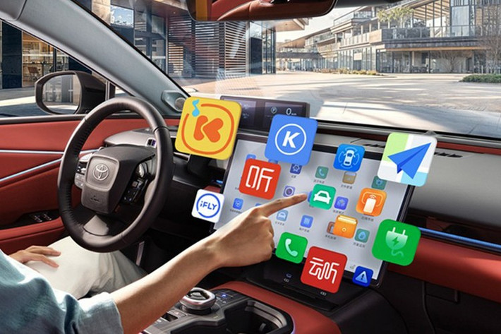Về công nghệ hỗ trợ lái, mẫu SUV điện này tích hợp hệ thống hỗ trợ lái cấp độ 2 (L2) Momenta 5.0, tối ưu cho môi trường đô thị với mạng lưới 33 cảm biến, mang lại hơn 30 chức năng lái tự động hỗ trợ người lái.