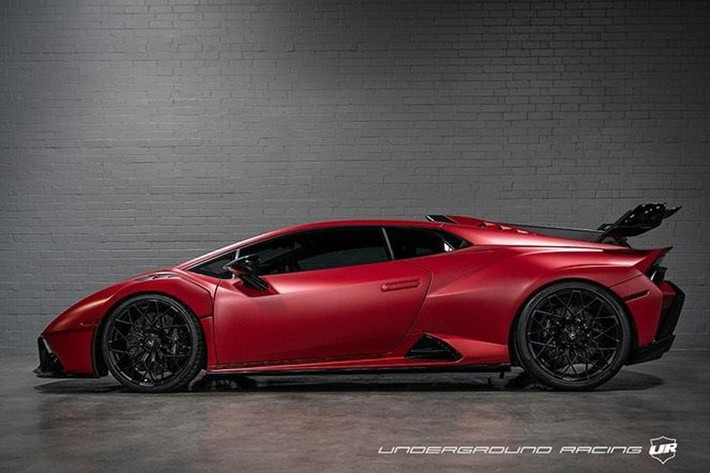 Chiếc Lamborghini Huracan STO tăng áp kép này không được rao bán, vì nó là một đơn đặt hàng đặc biệt được cho là sẽ đến Kentucky để trao tặng cho chủ sở hữu.