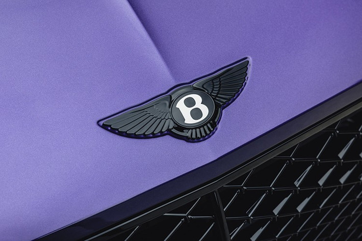 Đơn đặt hàng với màu sắc đặc biệt đã phản ánh nhu cầu cá nhân hoá của khách hàng Bentley ngày càng cao. Hiện có hơn 70% khách hàng chọn ít nhất một tính năng Mulliner trong cấu hình xe của họ.