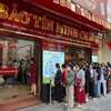 Bảo Tín Minh Châu mở cửa trở lại, khách xếp hàng chờ mua 