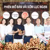 Phó Chủ tịch Bắc Ninh cùng cầu thủ Quang Hải livestream bán hơn 30 tấn vải