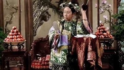 Bí ẩn chữ khắc trên giường của Từ Hi không ai dám dịch đúng