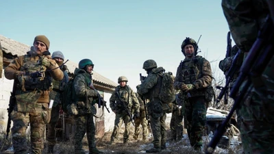 Nga và Ukraine giành giật từng ngôi làng tại Donetsk