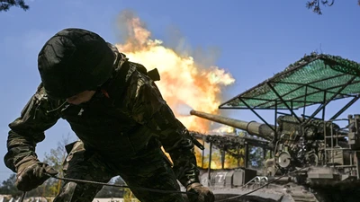 Ukraine đánh lén thành, Nga quyết đánh sập Pokorvsk 