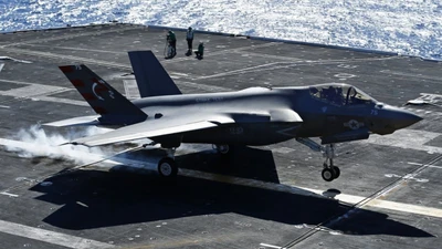Mỹ cắt giảm 50% ngân sách cho đơn đặt hàng F-35