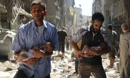 Xót xa số phận trẻ em Syria trong bom rơi đạn lạc