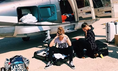 Lóa mắt cách giới trẻ nhà giàu Anh vung tiền dịp hè