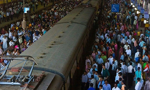 Hãi hùng cảnh tắc đường vào giờ cao điểm trên thế giới